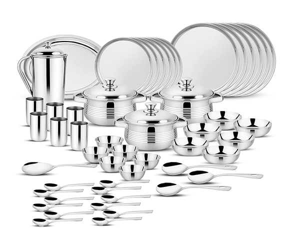 Dining-&-Serving9